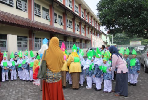 MOS Siswa Baru 2014 2015 sdmuhcc_071